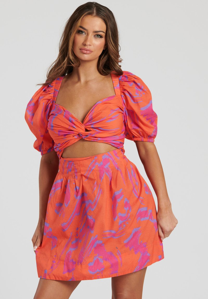 South Beach TWIST FRONT PUFF SLEEVE  - Vestido informal - red