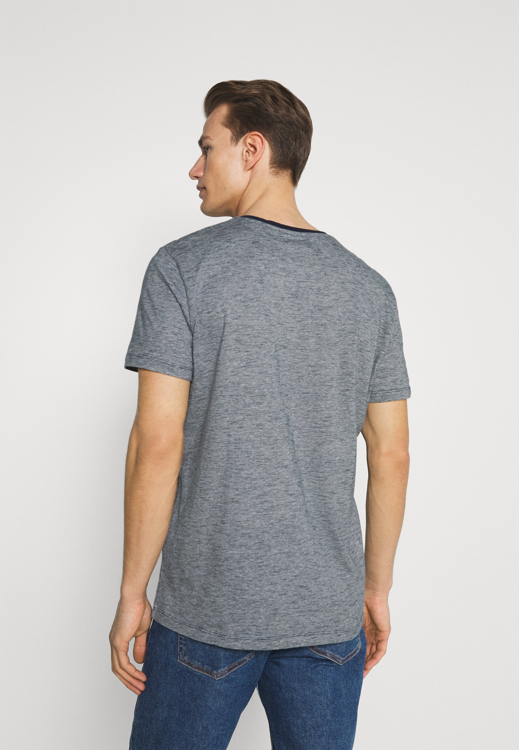 Men FINESTRIPED - Print T-shirt Men FINESTRIPED - Print T-shirt