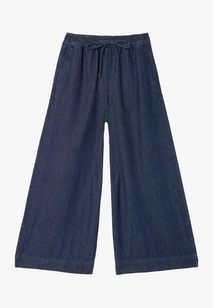 Široké nohavice z tmavého denimu, vybavené elastickým pásom so šnúrkou a bočnými vreckami, s hladkým, textúrovaným povrchom.