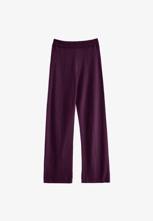 Lila weit geschnittene Hosen aus einem glatten Material, mit vorderen Nähten, einem elastischen Bund und einem lockeren Schnitt.