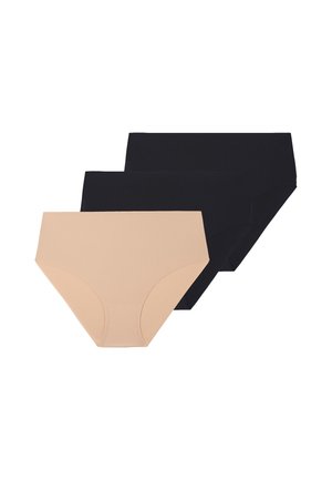 Trois culottes sans couture pour femmes empilées, deux paires noires derrière une paire beige, sur un fond blanc.