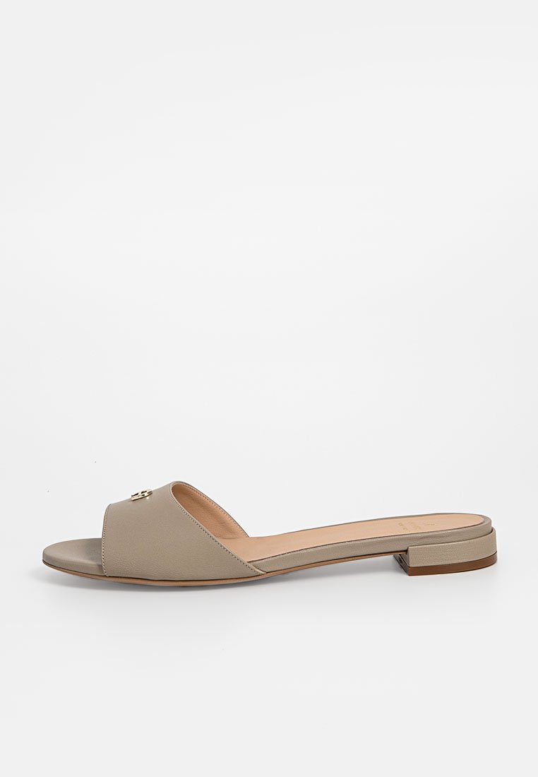 aigner Muiltjes zandkleur aigner Muiltjes zandkleur