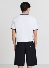 Calliope CENTRALE - Short - nero ultrablack