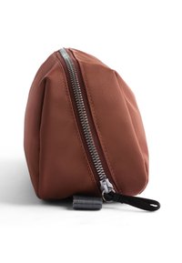 Bellroy WORK ACCESSORIES TOILETRY KIT PLUS - Kosmetiktasche - clay