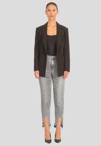 Apart MIT KRISTALLSTEINEN - Jeans slim fit - grau
