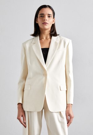 Maje VIVALDI - Short coat - ecru