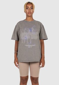 MJ Gonzales METAMORPHOSE V.5 ACID WASHED HEAVY OVE - T-Shirt print - asphalt