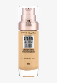 Vloeibare foundation in een heldere fles met een gehamerde basis. Inclusief een pompdispenser. Labeldetails over hydratatie en bevat hyaluronzuur.