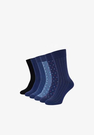 Set di sei calzini da uomo a metà polpaccio in nero con vari motivi blu, tra cui righe, pois e disegni geometrici.