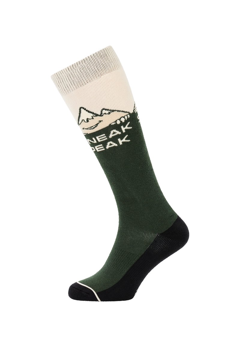 Skarpetki do kolan o zielonej podstawie, z kremowym mankietem w wzór gór i czubkiem w kolorze czarnym. Szyłka z teksturą dzianą z napisem "Sneak Peak".