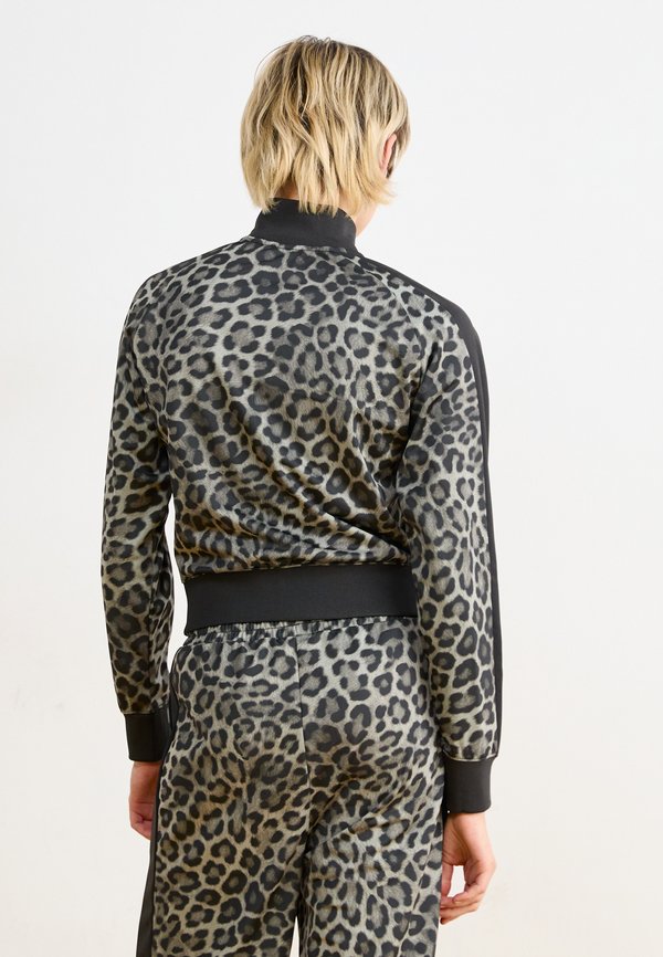 LUXE SHORT TRACK JACKET - Training jacket2