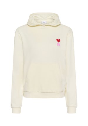 Crèmekleurige capuchontrui met voorzak en kleine rood-roze hartjes op de linkerborst.