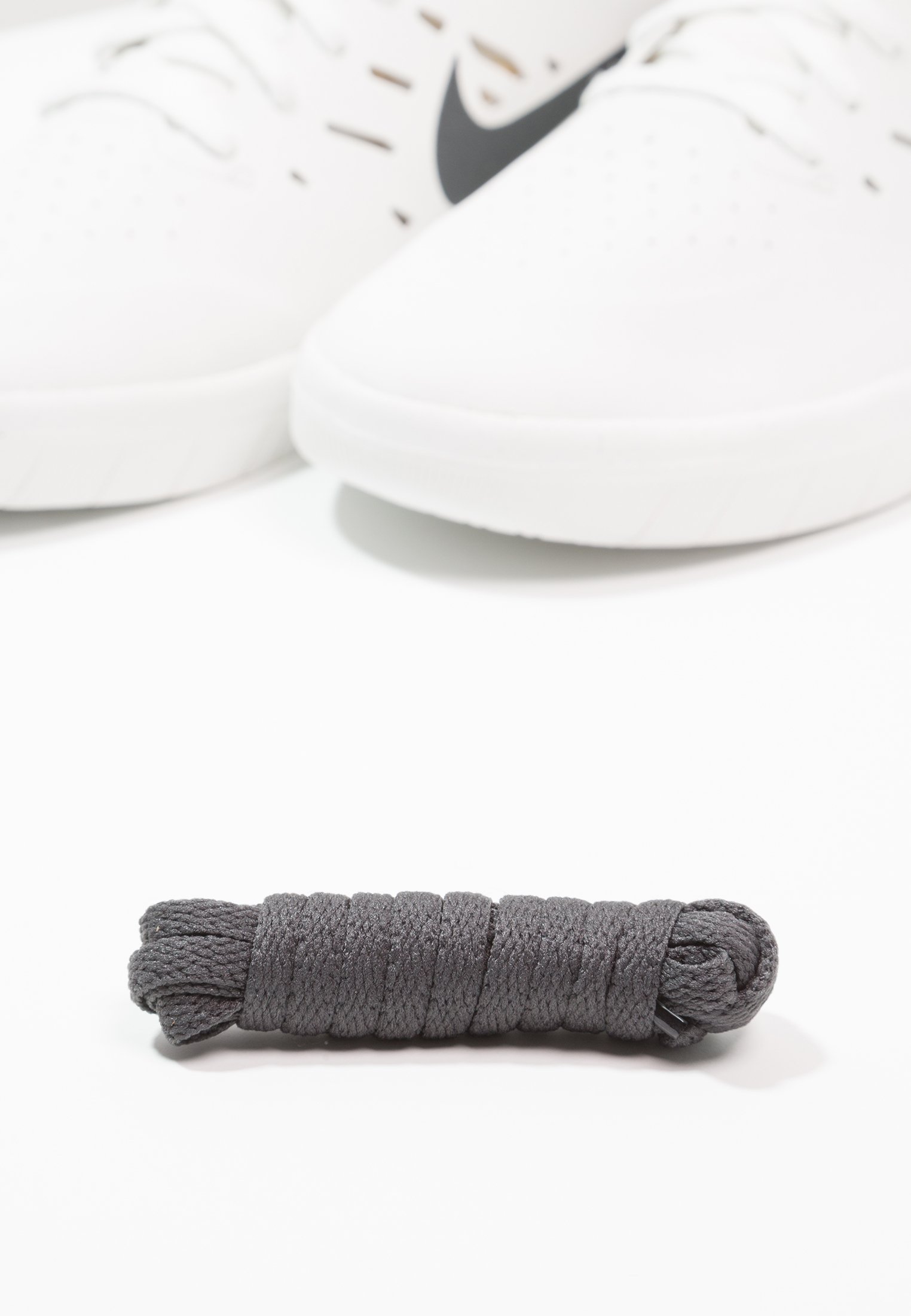 Nike SB NYJAH FREE Skatesko summit whiteanthracite Nike SB NYJAH FREE Skatesko summit whiteanthracite