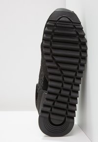 Gioseppo Sneakers - black