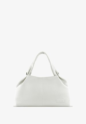 Sac à main en cuir blanc avec une surface douce et texturée, présentant un design souple, des poignées doubles arrondies et un détail de logo subtil.