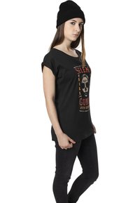 Merchcode SELENA GOMEZ KILL EM SKULL TEE - T-shirts print - black