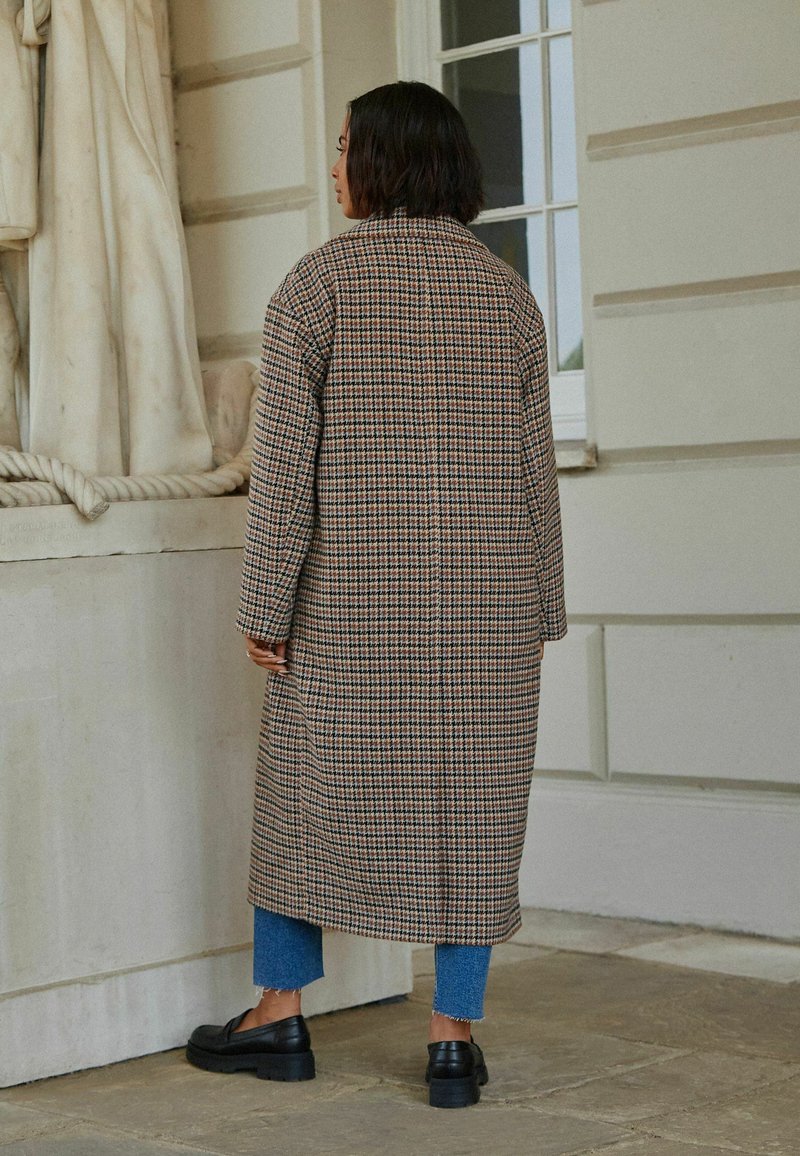 Next HERITAGE CHECK OVERCOAT . - Klassischer Mantel - brown/braun 