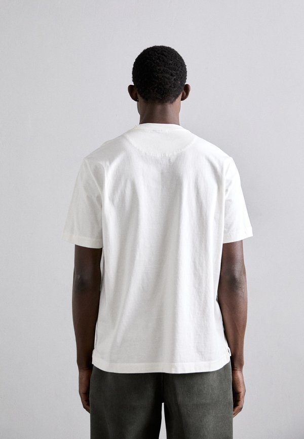 HAPPY  - Basic T-shirt2