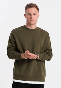 Ombre Felpa - dark olive