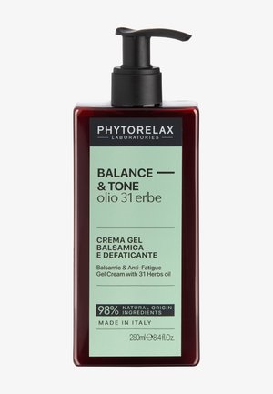 Phytorelax Balance & Tone balsamisk anti-træthed gelcreme med 31 urteolier, 250 ml pumpeflaske, 98 % naturlige ingredienser, fremstillet i Italien.