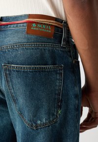 Scotch & Soda DEAN LOOSE TAPERED - Jean boyfriend - green touch