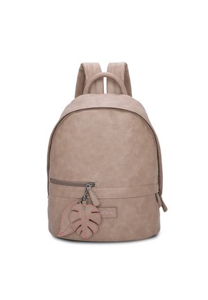Zaino in ecopelle beige con forma arrotondata, tasca frontale con zip e pendente a forma di foglia. Spallacci regolabili e doppi.