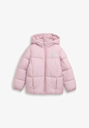 Roza napihnjena jakna z kapuco, ki ima prešito zasnovo, skrito zadrgo in diskreten vzorec srca po celotni površini.