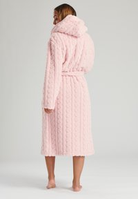 Loungeable ROBES CABLE CUT BORG HOODED MIDI ROBE - Badjas - pink