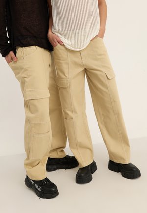 UNISEX - Cargobroek - tan