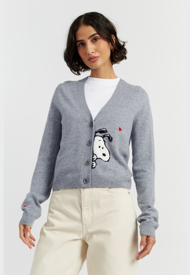 Grijze wollen cardigan met een Snoopy-design op de voorkant, V-hals, knoopsluiting en geribbelde manchetten en zoom.