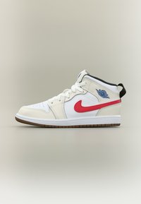 Δεν επιλέχθηκε, phantom/game royal/white/sail/university red/off noir