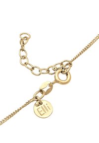 Armbånd i guldfarvet tone med fine kædelinks, en rundt mærke indgraveret med "Elli" og en lobsterlås. Har en struktureret overflade.