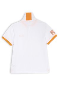Polo bianco con colletto e dettagli arancioni sulle maniche. Presenta maniche corte, una vestibilità comoda e un design semplice.