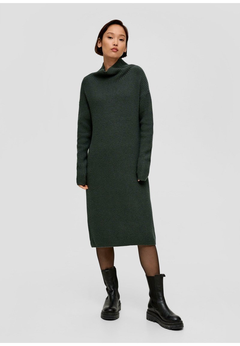 s.Oliver STEHKRAGEN - Gebreide jurk - olivgrün