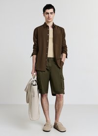 Calliope Shorts - verde militare