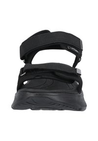 Cruz NELHATE - Vaellussandaalit - black solid