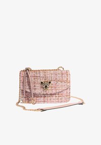 Niewybrane, pastel pink
