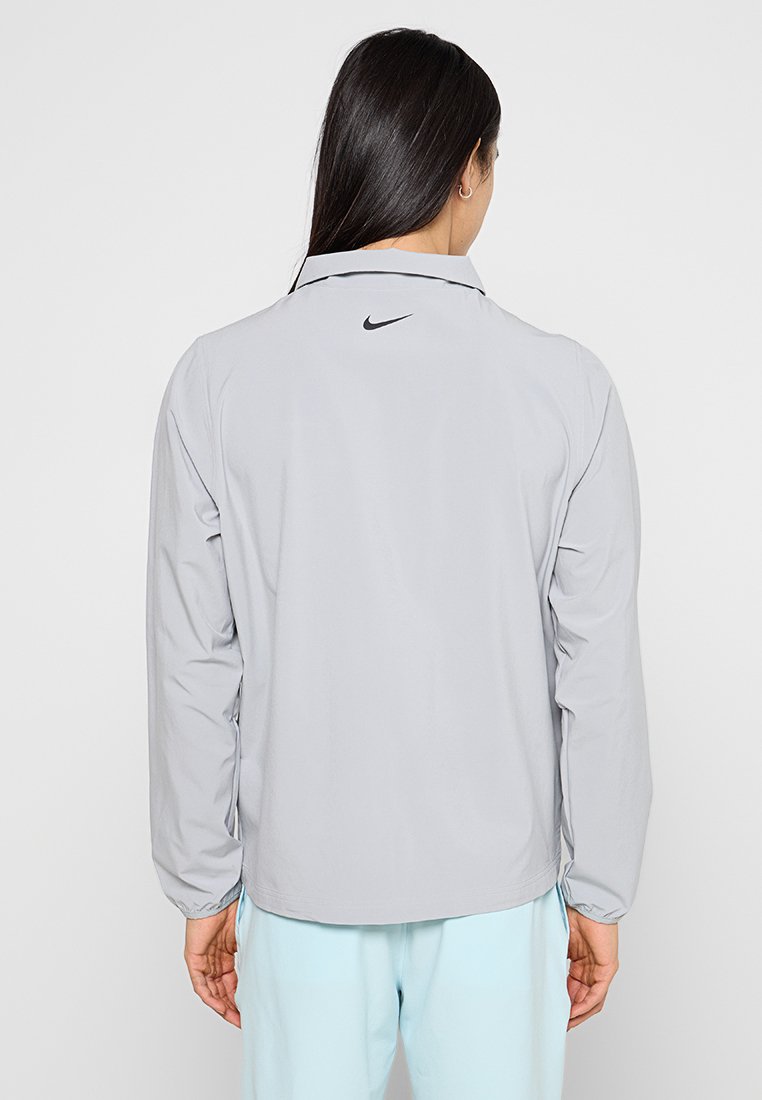 Leichte Jacke