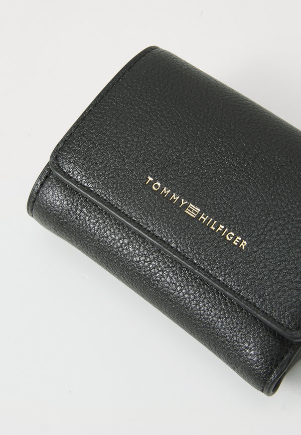 LOGOTAPE TRIFOLD - Wallet2