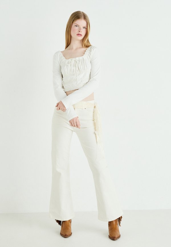 SCARLET SMOCKED  - Long sleeved top - clean ivory3