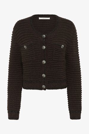 Hnědý žebrovaný cardigan s kulatým výstřihem, předním zapínáním na knoflíky a dvěma náprsními kapsami. Obsahuje stříbrné knoflíky a texturovaný pletený materiál.