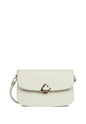 Kreidefarbene Crossbody-Tasche aus Leder mit goldfarbenem Verschluss und verstellbarem Riemen, elegantes minimalistisches Design.