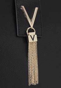 Valentino Bags Handväska - black