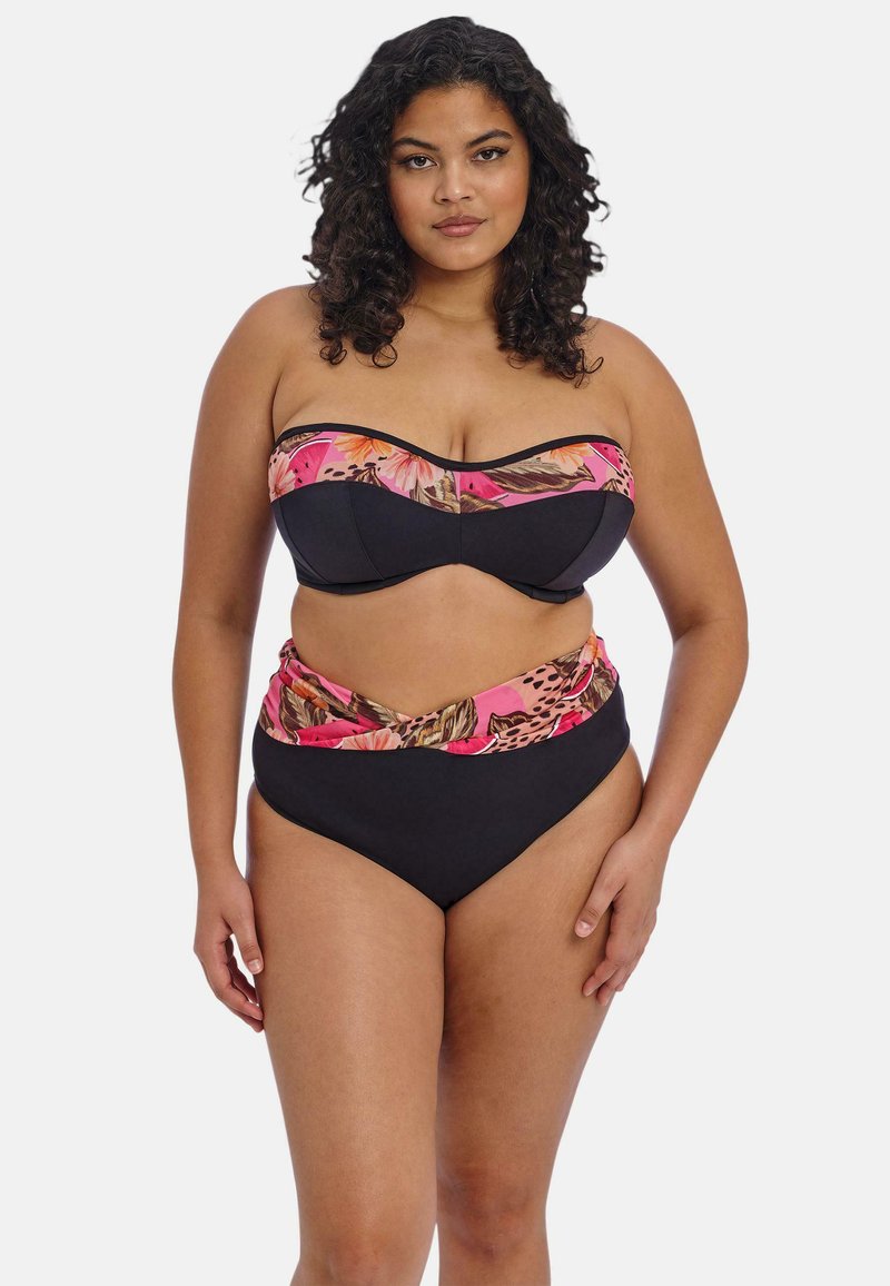 Černé bikini se květinovým vzorem v růžové a oranžové na horním pásu a bocích. Design zahrnuje bezramínkový top a vysoké spodní díly.