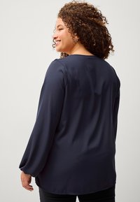 Ellos Plus collection Bluse - dunkelblau
