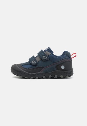 SANGASTE UNISEX - Zapatillas - marino