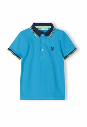 Blå polo shirt lavet af bomuld med en navy krave og grønne striber. Har to knapper og et lille logo på venstre bryst.