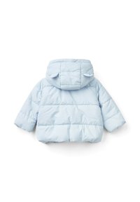 Světle modrá péřová bunda s kapucí, se štepovanou strukturou, elastickými manžetami a zaoblenými oušky na kapuci pro zvýšení detailu.