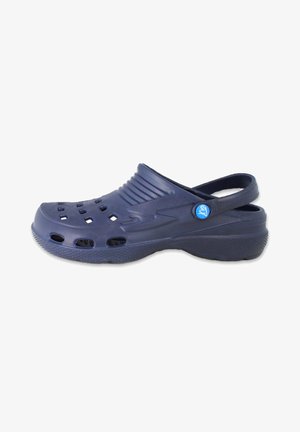 Marineblaue Clogs aus leichtem, flexiblem Material mit Belüftungslöchern, einem Fersenriemen, strukturiertem Fußbett und glatter Oberfläche.