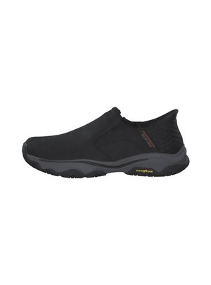 Skechers CRASTER INS - Trainers - schwarz